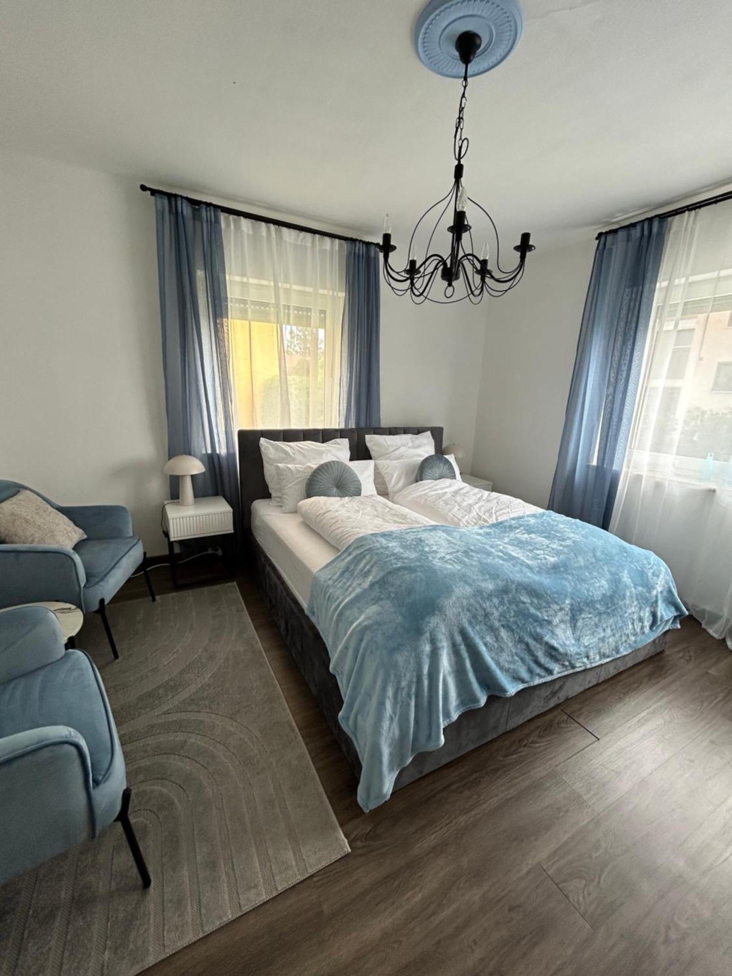 Mintara Apartment Charme Der Stadt Parkplatz Netflix Und Sky Lichtenfels  Exterior foto